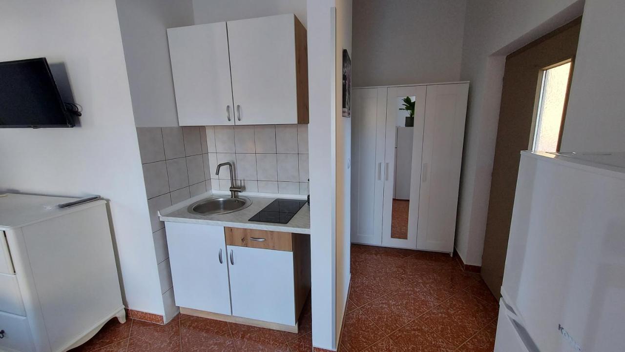 Soline Ada Apartment Пиешчана Увала Екстериор снимка