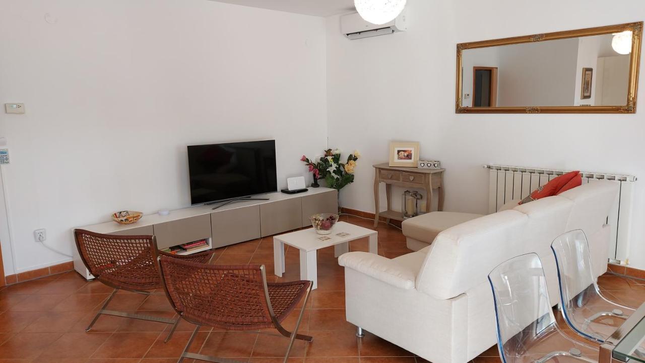 Soline Ada Apartment Пиешчана Увала Екстериор снимка